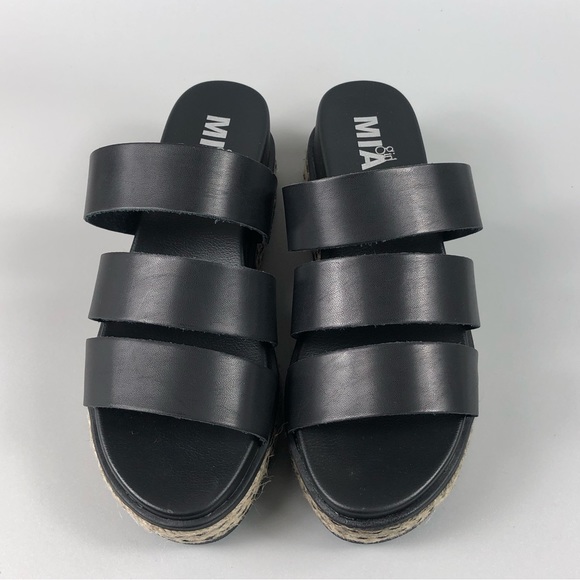 MIA Shoes Mia Girl Elda Womens Casual Black Sandals Size 65 Poshmark
